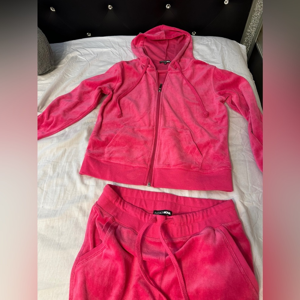 Fashion Nova Hot Pink Velour Jogger Set